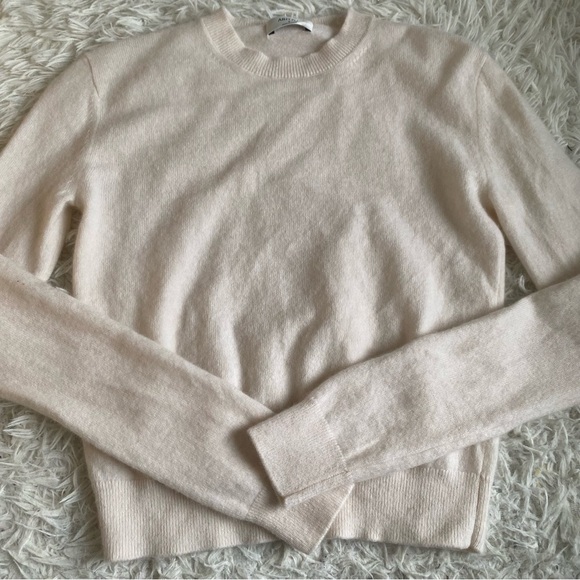 Aritzia Bare Cashmere Crew Sweater - Picture 3 of 7